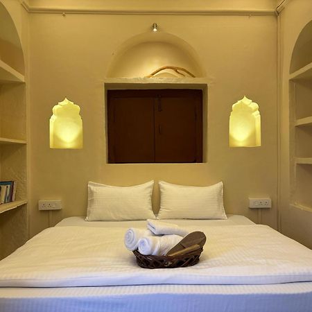 Vintage River Homestay Varanasi Exterior foto