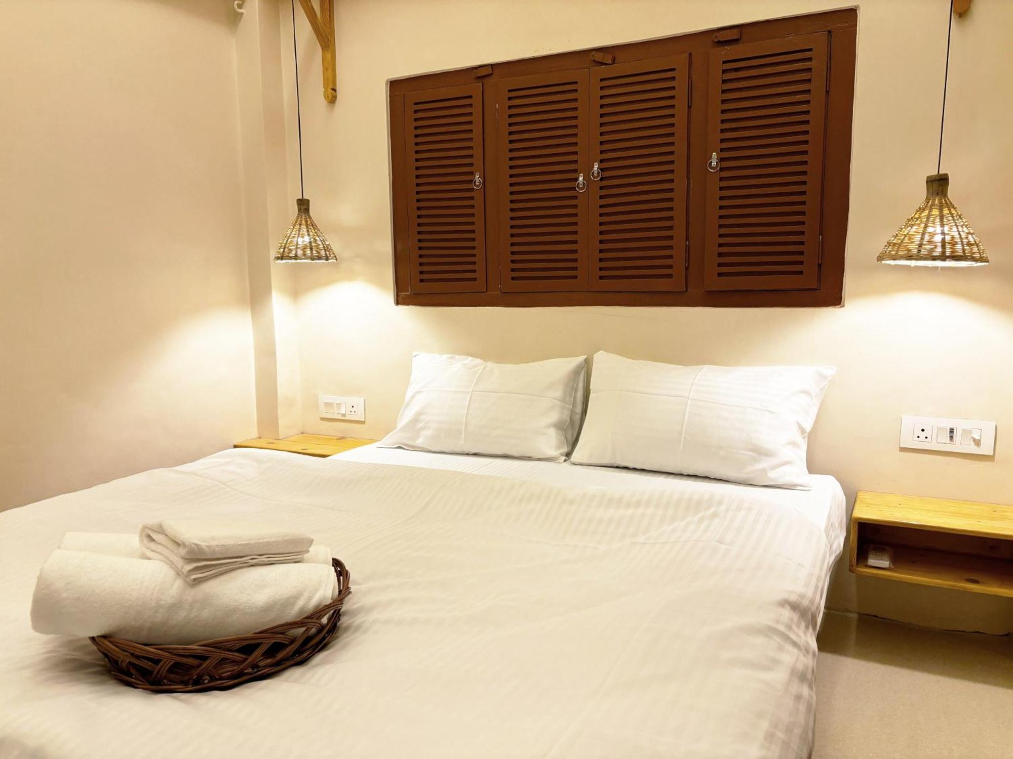 Vintage River Homestay Varanasi Exterior foto